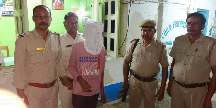 আটা বিক্রি করতে এসে প্রৌঢ় দোকানদারকে পিটিয়ে খুন, গ্রেপ্তার অভিযুক্ত