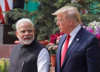 রাশিয়া থেকে তেল আমদানিকারী দেশগুলির অর্থনীতি ধ্বংস করার হুমকি দিল আমেরিকা; নিষেধাজ্ঞার তীব্র প্রতিক্রিয়ায় ভারত