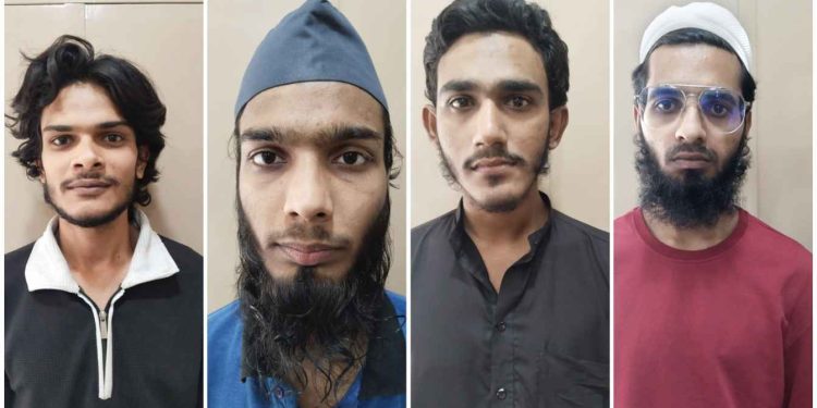 গুজরাট এটিএসের হাতে গ্রেপ্তার ৪ আল কায়দা সন্ত্রাসবাদী, বড়সড় নাশকতার ষড়যন্ত্র করছিল তারা