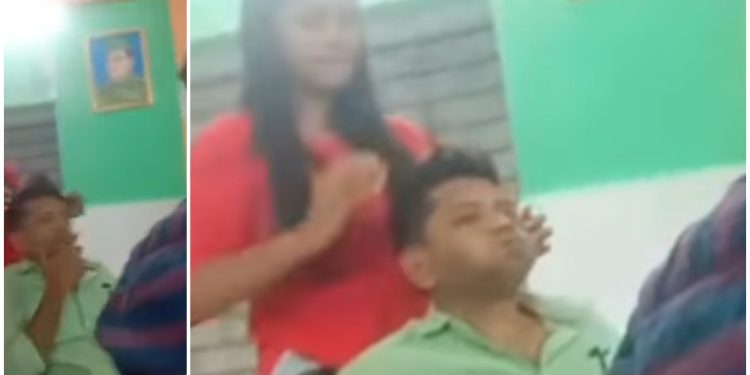 ফের ‘তৃণমূল দাদার কীর্তি’ ফাঁস, কলেজ ক্যাম্পাসে নবাগত ছাত্রীকে দিয়ে মাথা টেপাচ্ছেন ৪৪-র ছাত্রনেতা