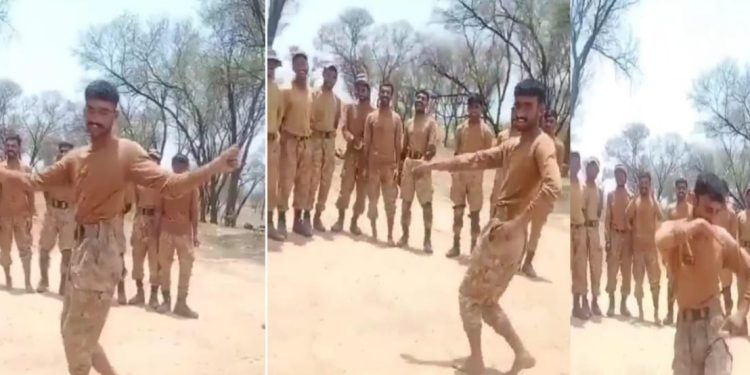 পাকিস্তানি সেনা জওয়ানদের “নাগিন ড্যান্স”-এর তালে নৃত্যের ট্রেনিং ! আত্মসমর্পণের পর ভারতীয় সেনার সামনে কীভাবে পারফর্ম করতে হয় তার প্রশিক্ষণ বলে বিদ্রুপ সোশ্যাল মিডিয়ায়