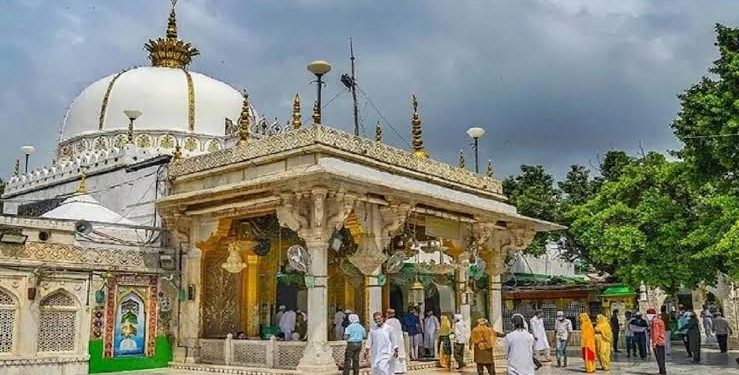 আজমির দরগায় শিব মন্দিরের দাবি সম্পর্কিত মামলার শুনানি ৩০ আগস্ট