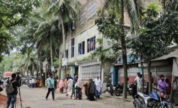 মোবাইল চোর সন্দেহে মা ও ছেলেমেয়েকে পিটিয়ে হত্যা : ‘সন্ধ্যায় পরিকল্পনা, সকালে হামলা’