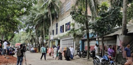 মোবাইল চোর সন্দেহে মা ও ছেলেমেয়েকে পিটিয়ে হত্যা : ‘সন্ধ্যায় পরিকল্পনা, সকালে হামলা’