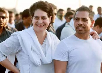 অর্থ পাচার মামলায় কংগ্রেস নেত্রী সোনিয়া গান্ধীর জামাতা রবার্ট ভাদ্রার বিরুদ্ধে চার্জশিট দাখিল করল ইডি