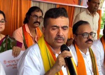 ‘জামাত,হেফাজত,রাজাকার, হিজবুল, আইএসআইএস, আনাসারুল বাংলা তৃণমূলের সৃষ্টি’ : কাটোয়ায় বোমা বাঁধতে গিয়ে বিস্ফোরণের ঘটনার প্রতিক্রিয়ায় বললেন শুভেন্দু অধিকারী