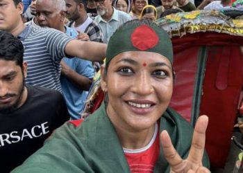 ভারত বিদ্বেষী ও জামাত ইসলামির সমর্থক বাংলাদেশি অভিনেত্রী আজমেরী হক ভারতের ভিসা পেতে তদ্বির শুরু করেছেন