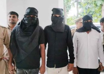 পাকিস্তানে খুনের পুরনো ভিডিও পোস্ট করে সাম্প্রদায়িক দাঙ্গা লাগানোর চেষ্টা করেছিল নাদিম- মানশের ও রইস, তিন জিহাদিকেই গ্রেপ্তার করেছে ইউপি পুলিশ ; ইসলামি স্টেট যুক্ত থাকতে পারে বলে সন্দেহ পুলিশের