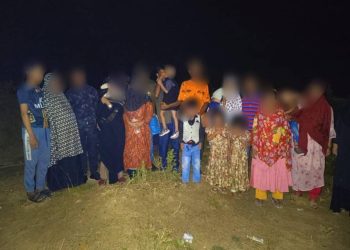 “যেখানে আঘাত করলে সহচেয়ে বেশি যন্ত্রণা হয়, সেখানেই মারো” : কয়েক ডজন বাংলাদেশিকে ফেরত পাঠিয়ে বললেন হেমন্ত বিশ্বশর্মা 