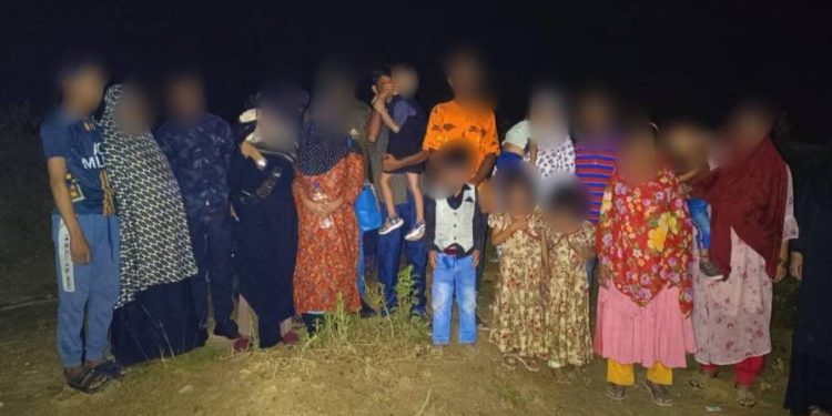 “যেখানে আঘাত করলে সহচেয়ে বেশি যন্ত্রণা হয়, সেখানেই মারো” : কয়েক ডজন বাংলাদেশিকে ফেরত পাঠিয়ে বললেন হেমন্ত বিশ্বশর্মা 