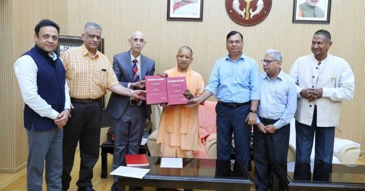 ইউপির সম্ভলে প্রায় ৪৫% হিন্দু কমে দাঁড়িয়েছে মাত্র ১৫ শতাংশে, যেখানে মুসলিম ৪৫% থেকে বেড়ে ৮৫% হয়েছে  : রিপোর্ট 