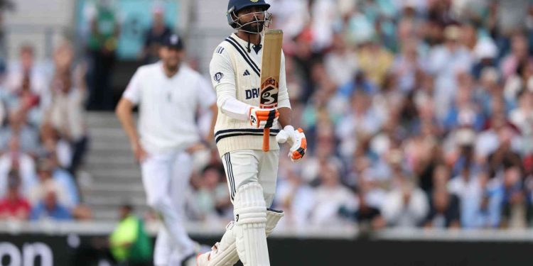 টেস্ট ক্রিকেটে অসাধারণ পারফর্ম করলেন জাদেজা, ৯৩ বছরের মধ্যে প্রথম ভারতীয় হিসেবে এমন কৃতিত্ব অর্জন করলেন