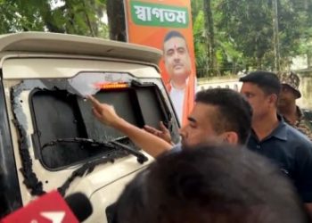 কোচবিহারের খাগড়াবাড়িতে শুভেন্দু অধিকারীর উপর হামলা ! “রোহিঙ্গাদের দিয়ে আমায় খুন করতে চেয়েছিল মন্ত্রী উদয়ন গুহ ও পুলিশ সুপার ধৃতিমান ভট্টাচার্য” : বললেন বিরোধী দলনেতা