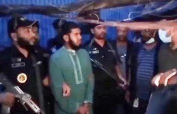 সমকামী সম্পর্কের টানাপোড়েনের জেরে কলেজ পড়ুয়াকে নৃশংসভাবে খুন, ৪ দিন পর বিল থেকে উদ্ধার হল পচাগলা দেহ 