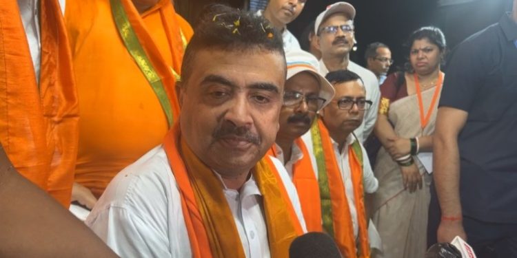 “উনি রোহিঙ্গাদের খালা আর বাংলাদেশি মুসলিমদের আপা” : অনুপ্রবেশকারীদের সঙ্গে মুখ্যমন্ত্রীর নতুন সম্পর্ক ঠিক করে দিলেন বিরোধী দলনেতা