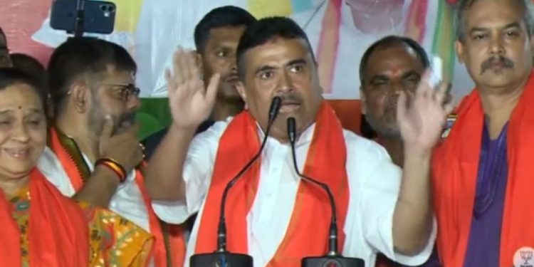 বিজেপি নেতানেত্রীকে খুনের হুমকি দেওয়া ও ‘কুত্তা’ বলা ফিরহাদ ঘনিষ্ঠ কাউন্সিলর আনোয়ার খানের ‘ডুগডুগি বাজিয়ে দেওয়া’র পালটা হুমকি দিলেন শুভেন্দু অধিকারী