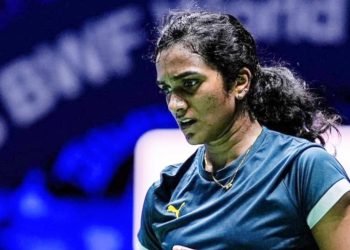 বিশ্ব চ্যাম্পিয়নশিপ থেকে ছিটকে গেলেন পিভি সিন্ধু : হেরে গেলেন ইন্দোনেশিয়ান শাটলার কুসুমার কাছে 