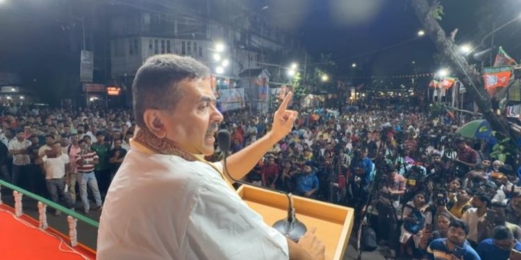 অভিষেককে ‘বাংলার সবচেয়ে বড় ডাকাত’ বলে অবিহিত করে শুভেন্দুর মন্তব্য : ‘একবার জেলে ঢুকলে দু’বছর বেরোনোর কোন সিন নাই’
