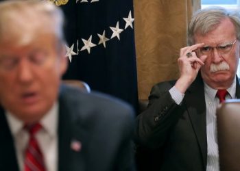 ভারতের উপর শুল্ক আরোপের সমালোচনাকারী প্রাক্তন এনএসএ প্রধানের বাড়িতে এফবিআই অভিযান