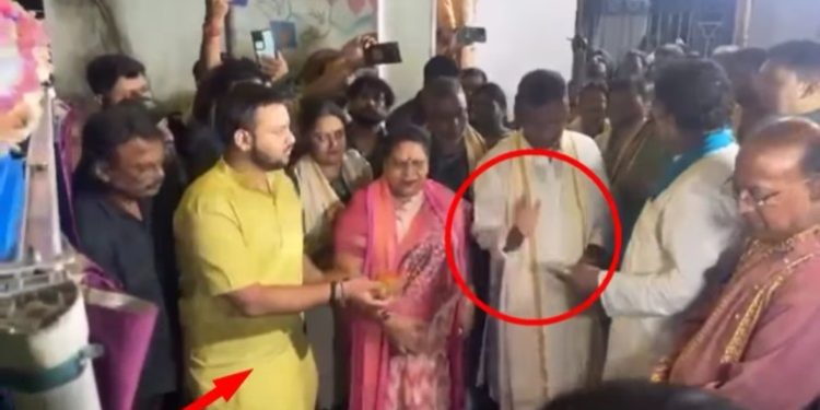 তৃণমূল নেতা ফিরহাদ হাকিমের বিরুদ্ধে হিন্দু ধর্মকে অপমান করার অভিযোগ 