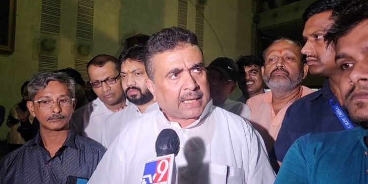 নবান্ন অভিযানে পুলিশের অত্যাচার হলে ৭২ ঘন্টা রাজ্য স্বব্ধ করে দেওয়া হবে বলে ঘোষণা করলেন শুভেন্দু অধিকারী