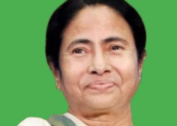 নিজেকে নিয়ে “গর্ব অনুভব” করছেন “নস্টালজিক” মুখ্যমন্ত্রী মমতা ব্যানার্জি, হঠাৎ কি এমন করলেন জানুন