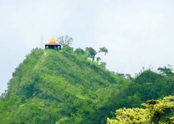 হিন্দুদের পবিত্র তীর্থস্থান চন্দ্রনাথ ধামে কুনজর পড়েছে মৌলবাদীদের, জোর করে মসজিদ নির্মাণের চেষ্টায় হিন্দু সম্প্রদায়ের উদ্বেগ