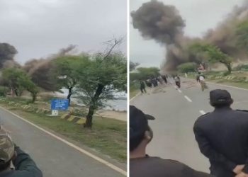 ভারতের ছাড়া নদীর জলে বন্যার জেরে বিস্ফোরণ ঘটিয়ে সিন্ধু নদীর বাঁধ উড়িয়ে দিলো পাকিস্তান