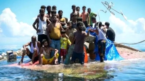 রোহিঙ্গাদের জাহাজে তুলে সমুদ্রে ফেলে দিচ্ছে ভারত : দাবি ব্রিটিশ সংবাদমাধ্যম বিবিসির