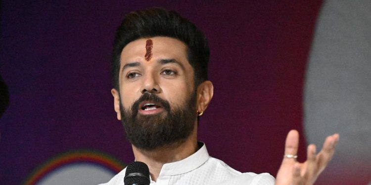 বিহার নির্বাচনের আগে কি এনডিএ ছাড়ছেন চিরাগ পাসওয়ান ?