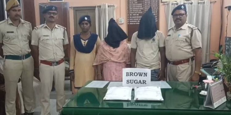 কালিয়াচকে গ্রেপ্তার মহিলাসহ ৩ মাদক পাচারকারী, প্রায় আড়াই কোটি টাকার মাদক উদ্ধার