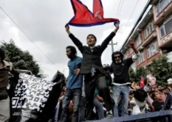 বামপন্থী শাসকের দুর্নীতির প্রতিবাদে আন্দোলন দমন করতে ১৪ টি তরতাজা যুবককে গুলি করে খুন নেপালে ; দেশ জুড়ে ছড়িয়ে পড়েছে তরুণদের “জেন জি আন্দোলন”  