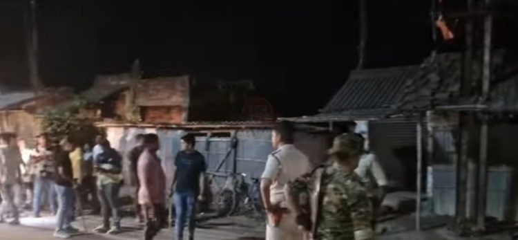 সাংগঠনিক রদবদলের পর হরিশ্চন্দ্রপুরে তৃণমূলের জেলা পরিষদ সদস্য বুলবুল খান এবং  মন্ত্রী তাজমূল হোসেন গোষ্ঠীর মধ্যে ব্যাপক উত্তেজনা 