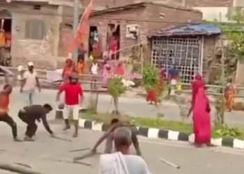 নেপালের জনকপুরে বিসর্জনের শোভাযাত্রায় গণেশের প্রতিমা লক্ষ্য করে মুসলিমদের পাথরবাজি, উত্তেজনা 