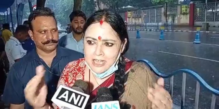 ফের অসুস্থ হয়ে হাসপাতালে ভর্তি বিজেপি বিধায়ক অগ্নিমিত্রা পাল 