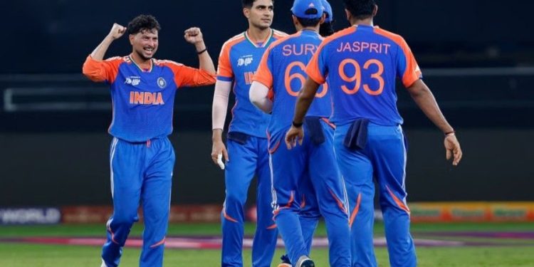 একা কুলদীপ ধ্বংস করে দিল পাকিস্তানকে, ২১ রানে ৩ উইকেট হারিয়ে চাপে ভারত 