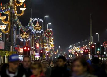 ইসলামী মৌলবাদীদের শক্ত ঘাঁটি ব্রিটেনের লেস্টারে এবার দীপাবলিতে কোনও আতশবাজি হবে না, ক্ষুব্ধ হিন্দু সম্প্রদায় 