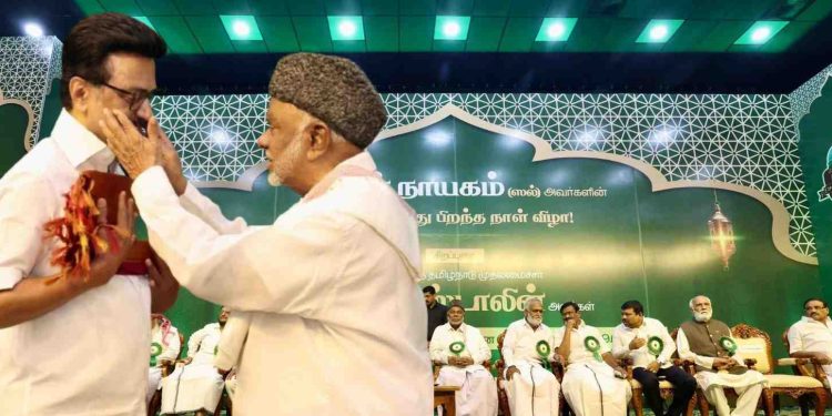 হিন্দু ধর্মকে “ডেঙ্গু-ম্যালেরিয়া” বলা তামিলনাড়ুর স্ট্যালিন মুসলিম সম্প্রদায়ের অধিকার রক্ষার শপথ করলেন 