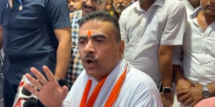 “পূর্ব বর্ধমান হাতের বাইরে চলে গেছে” : জনবিন্যাসের পরিবর্তন নিয়ে বিস্ফোরক দাবি করলেন শুভেন্দু অধিকারী 