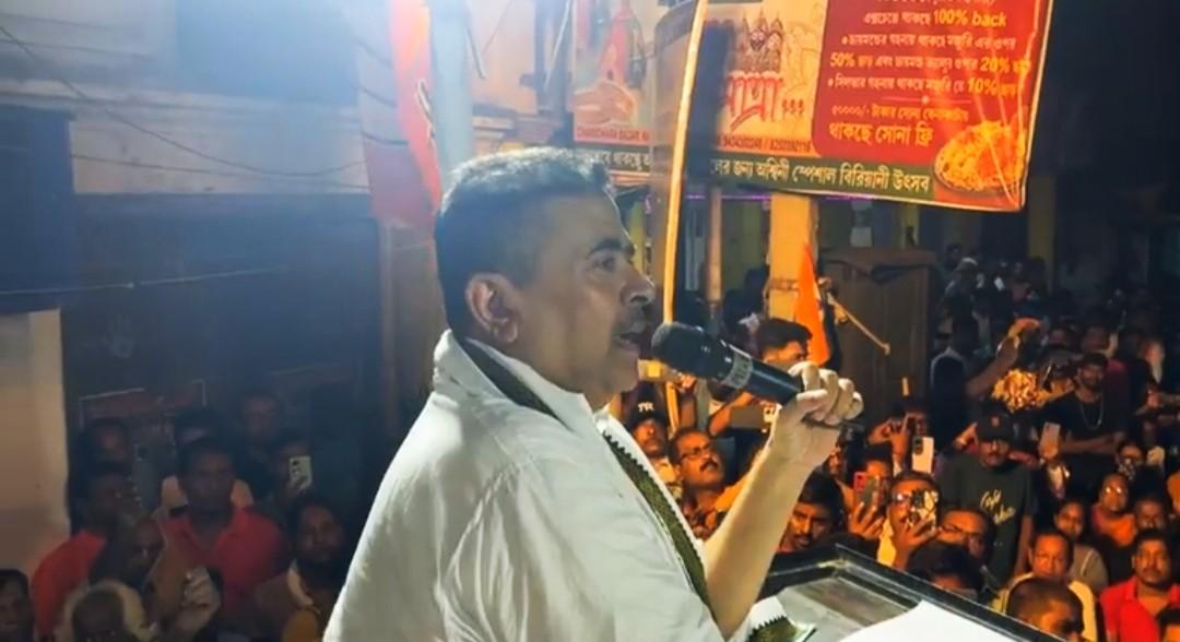 “জিএসটি সংস্কার”-এর ক্রেডিট কেন্দ্র সরকারকে দিতে আগ্রহী নন মমতা, শুভেন্দুর খোঁচা : “নিজে ক্রেডিট না নিয়ে ট্যাক্স ছাড় দিয়ে  মোদীজির সঙ্গে সাধারণ মানুষকে রিলিফ দেওয়ার প্রতিযোগিতা করুন” 