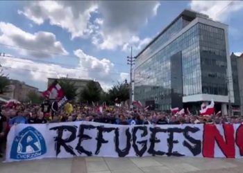 লন্ডনের পর এবারে পোল্যান্ডে অভিবাসী বিরোধী বিশাল মিছিল 