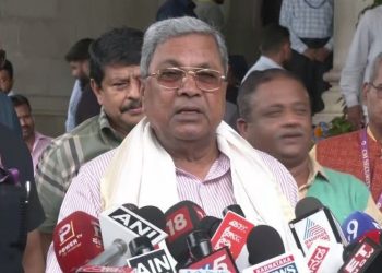 জাতি গণনার নামে হিন্দু সমাজকে বিভক্ত করার চেষ্টা করছে কর্ণাটকের কংগ্রেস সরকার 