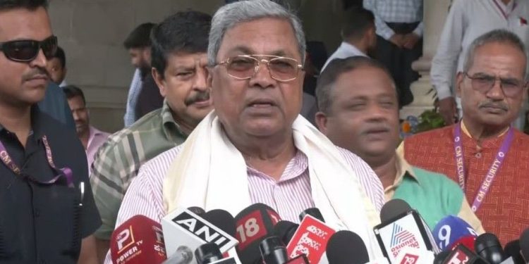 জাতি গণনার নামে হিন্দু সমাজকে বিভক্ত করার চেষ্টা করছে কর্ণাটকের কংগ্রেস সরকার 