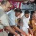 প্রদীপ জ্বেলে বিশ্বকর্মার পূজোর উদ্বোধন করলেন মন্তেশ্বরের তৃণমূল নেতা আহমেদ হোসেন সেখ ও ওসি 