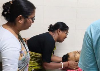 মায়াপুরে বিজেপি কর্মীকে নৃশংসভাবে পিটিয়ে খুনের অভিযোগ তৃণমূল আশ্রিত দুষ্কৃতীদের বিরুদ্ধে, পুলিশের উপর ভরসা হারিয়ে সিবিআই তদন্তের দাবি জানালেন মৃতের দিদি