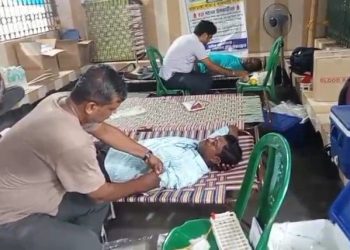 বিশ্বকর্মা পুজো উপলক্ষে রক্তদান শিবিরের আয়োজন করল মালডাঙ্গা ব্যবসায়ী ও বাস ইউনিয়ন সমিতি 
