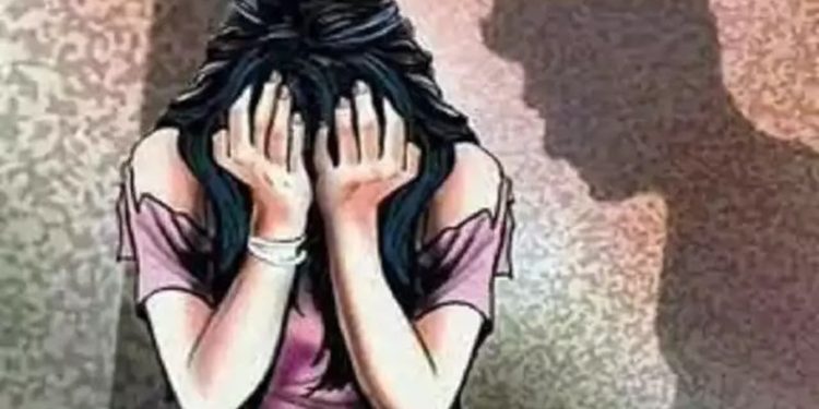 খাগড়াছড়িতে মহম্মদ জসিম উদ্দীন নামে এক প্রৌঢ়ের শ্লীলতাহানির  শিকার অষ্টম শ্রেণির আদিবাসী ছাত্রী 