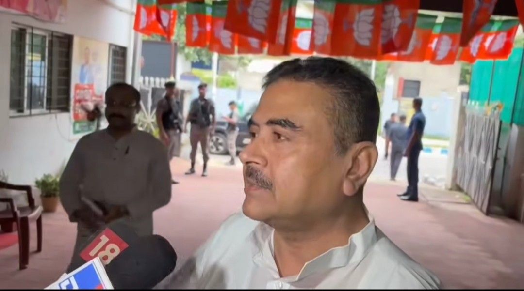 “আর কোন শক্তি মমতা ব্যানার্জিকে বাঁচাতে পারবে না” : শুভেন্দু অধিকারী 