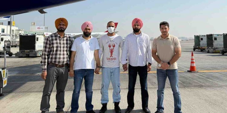 মোদী সরকারের বড় কূটনৈতিক জয় ! বাব্বর খালসা সন্ত্রাসী পরমিন্দর সিংকে ভারতের হাতে তুলে দিল আরব আমিরাত 