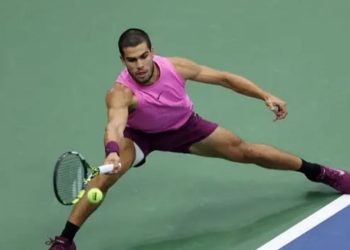 ইউএস ওপেন শিরোপা জিতেছেন স্পেনের ২২ বছর বয়সী কার্লোস আলকারাজ 